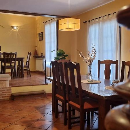 Casa Rural La Posada De Santa Teresa Pastrana Kültér fotó